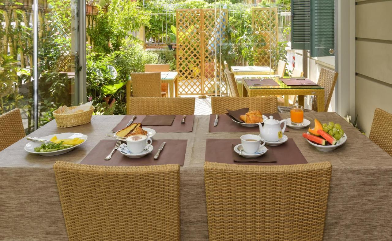 Hotel Vittoria Viareggio