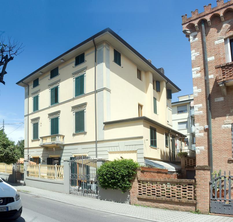 Hotel Vittoria Viareggio