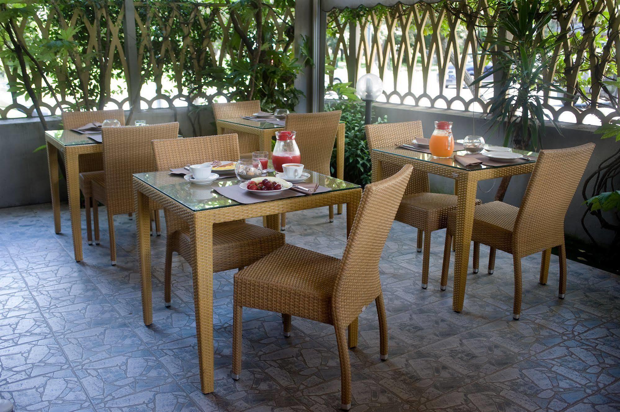 Hotel Vittoria Viareggio