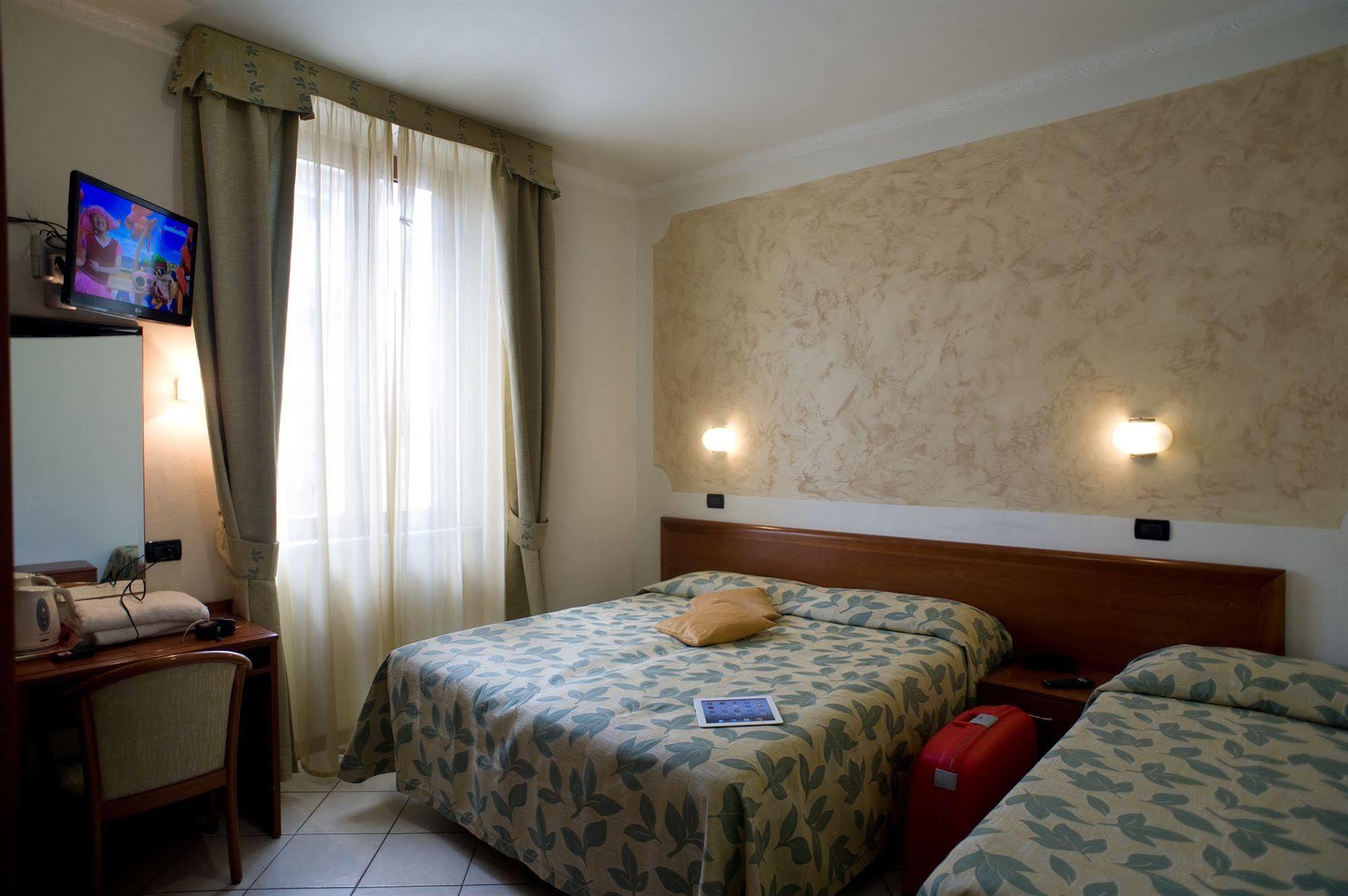 Hotel Vittoria Viareggio